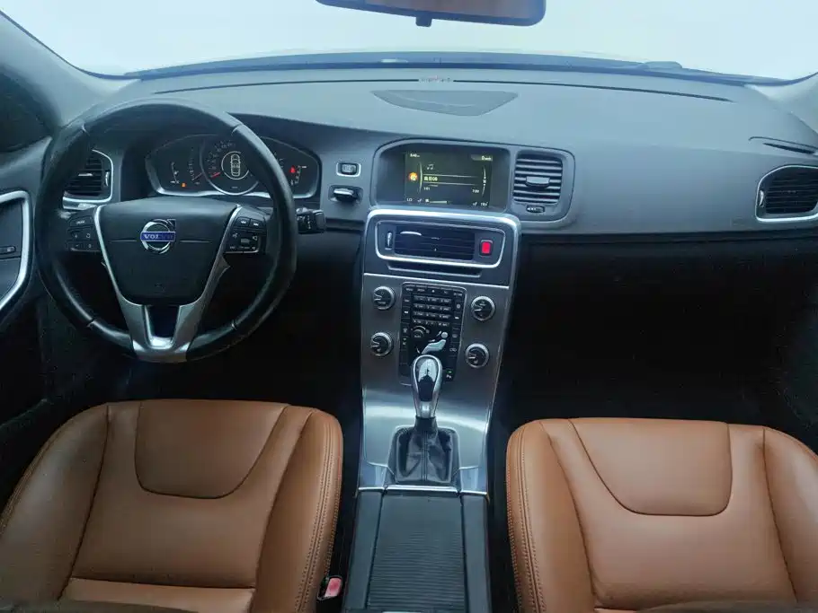 Volvo S60 — миниатюра 12
