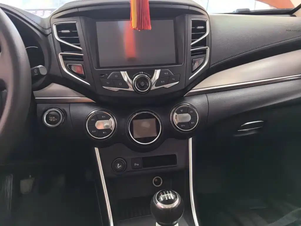 BYD Song — миниатюра 13