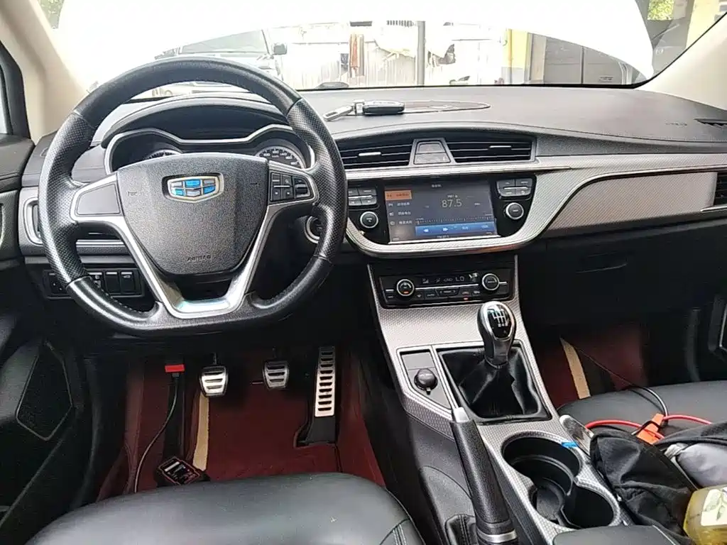 Geely Emgrand GS — миниатюра 10
