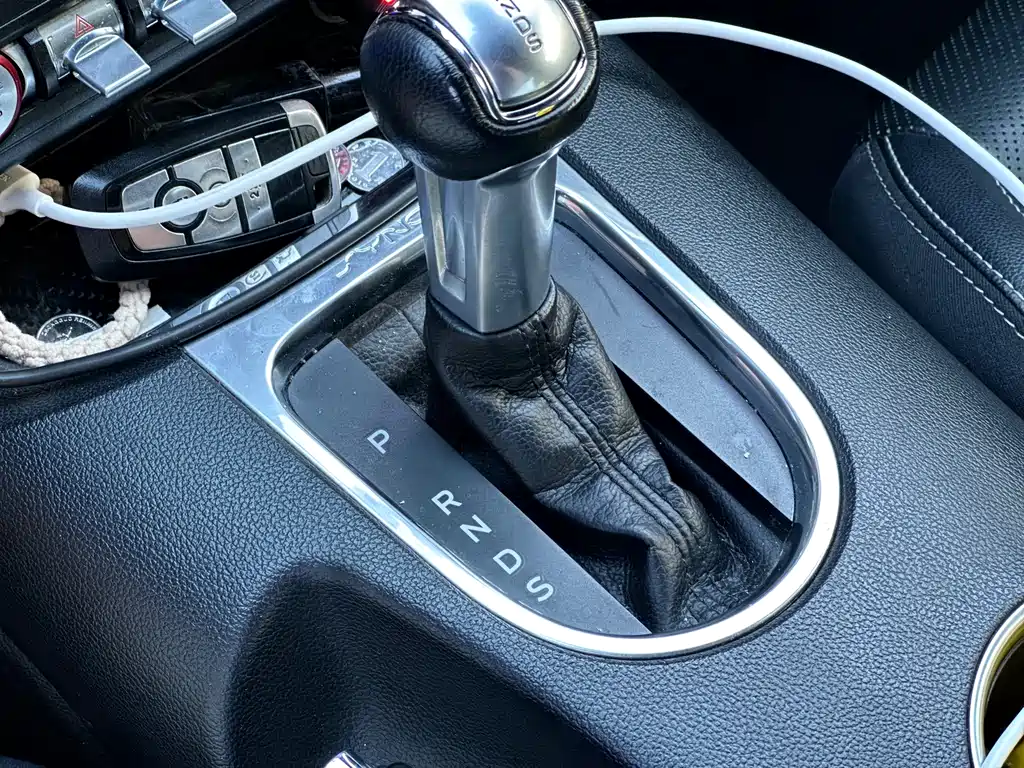 Ford Mustang — миниатюра 12