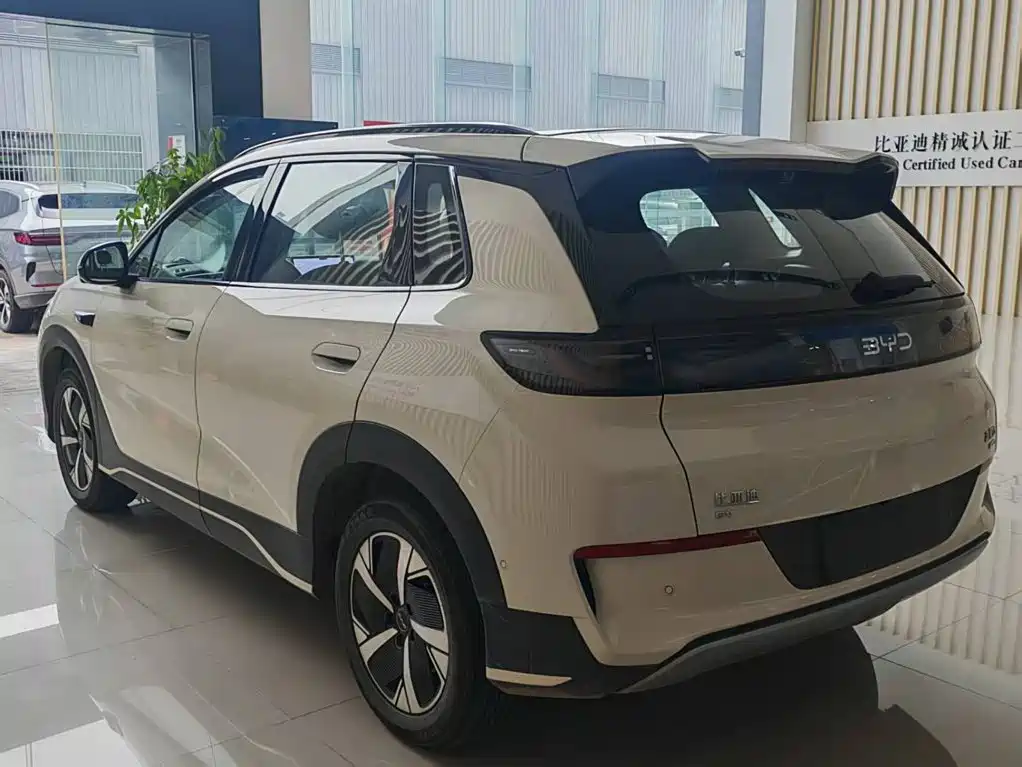 BYD Sealion 05 EV — миниатюра 5