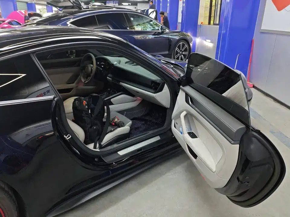 Porsche 911 — миниатюра 5