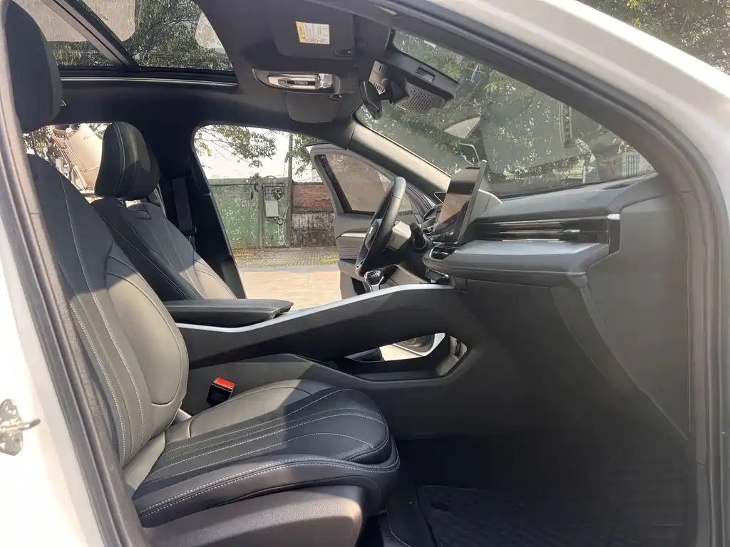 GEELY AUTOMOBILE XINGRUI