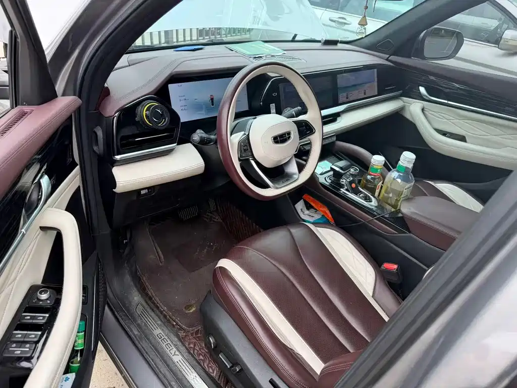 Geely Xingyue L — миниатюра 2