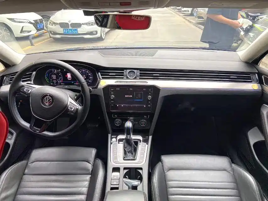 Volkswagen Viloran New Energy — миниатюра 5