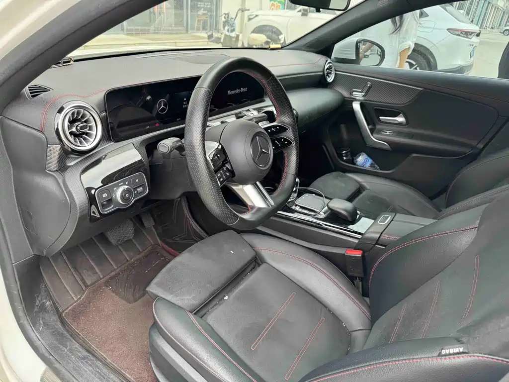 Mercedes-Benz A-Class — миниатюра 3