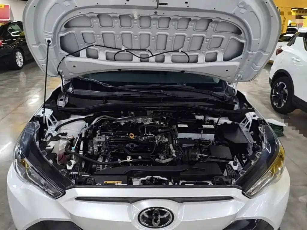 Toyota Frontlander — миниатюра 20