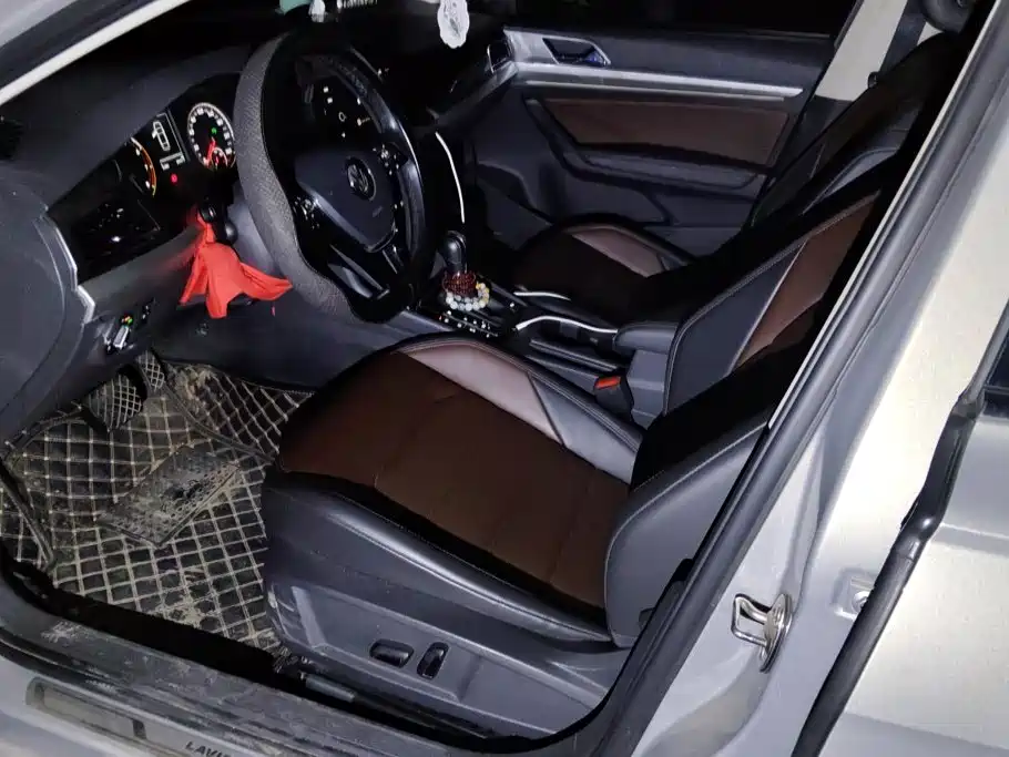 Volkswagen Lavida — миниатюра 9