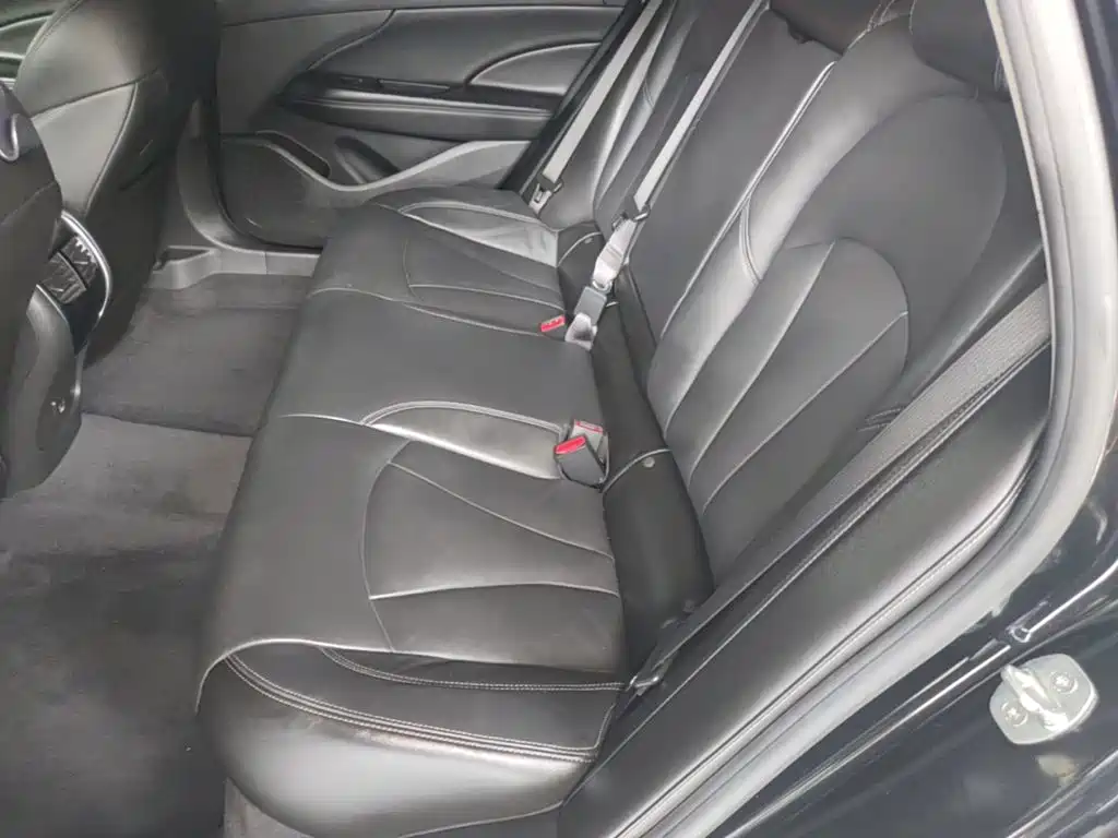 Buick LaCrosse — миниатюра 17
