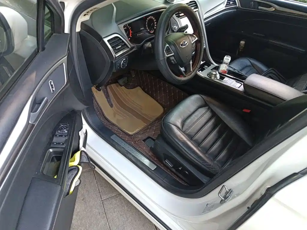 Ford Mondeo — миниатюра 17