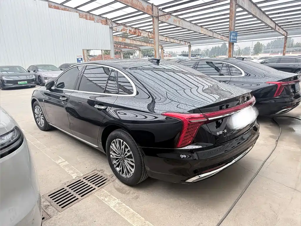 Hongqi Hongqi H5 — миниатюра 9