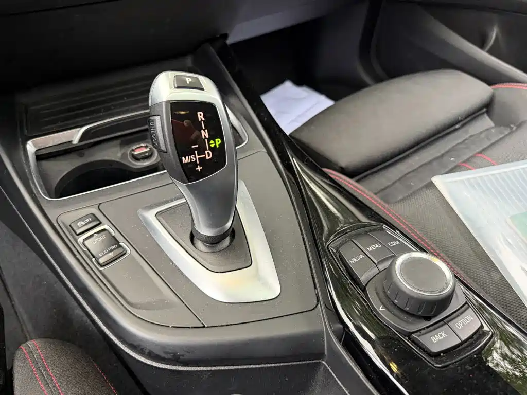 BMW 1 Series (Import) — миниатюра 9