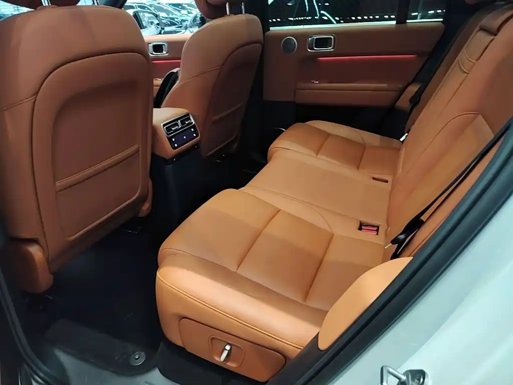 Li Auto Li L6 — миниатюра 17