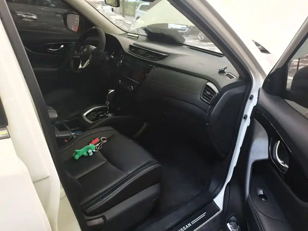 Nissan X-Trail — миниатюра 19