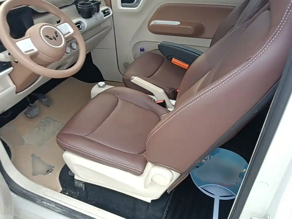 Wuling MINIEV — миниатюра 15