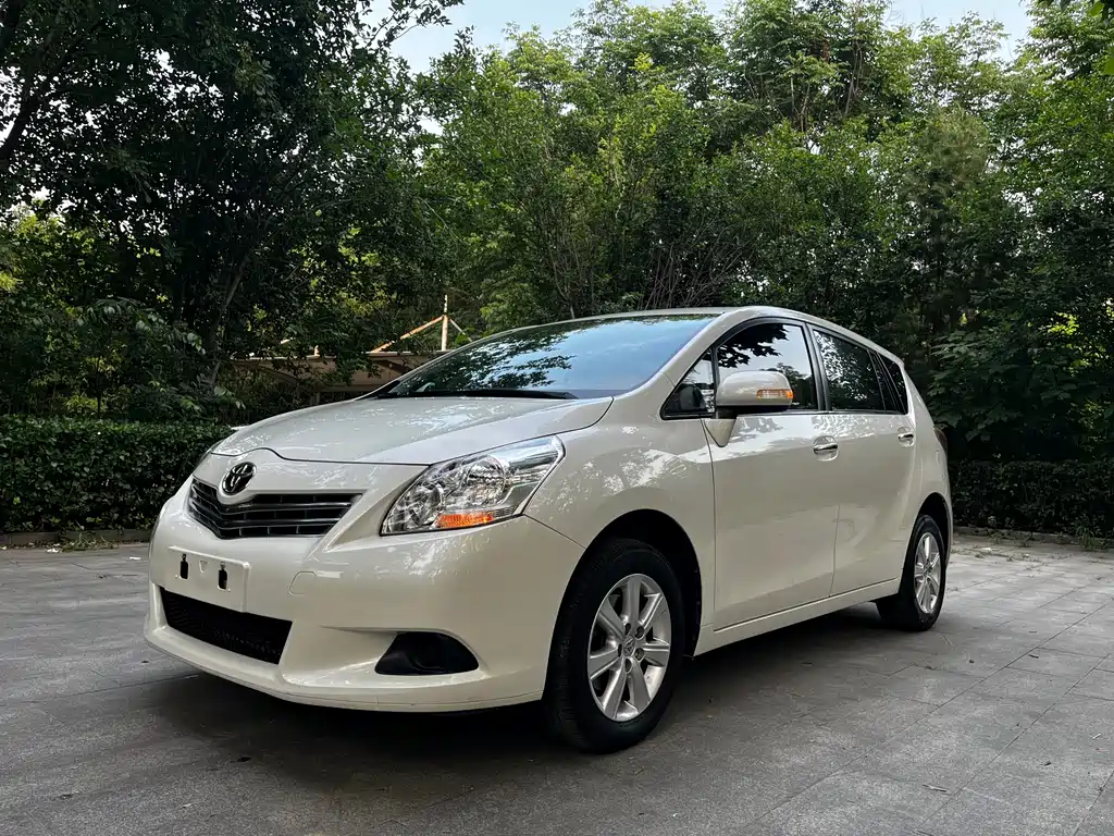 Купить Toyota Verso