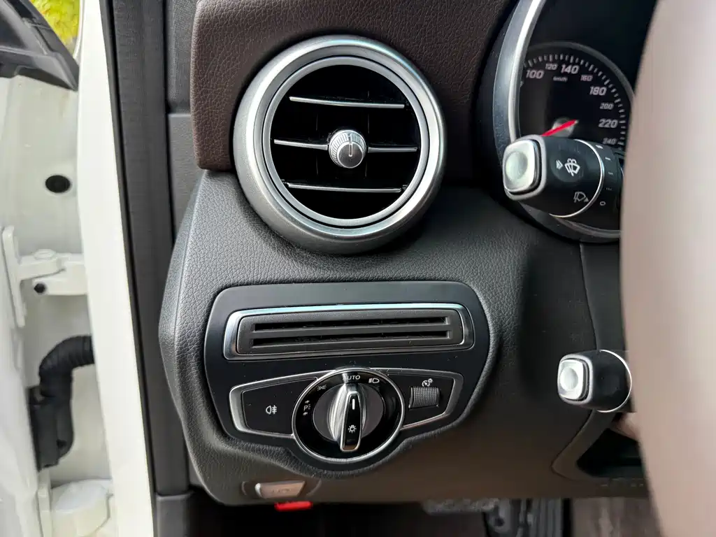 Mercedes-Benz GLC — миниатюра 22