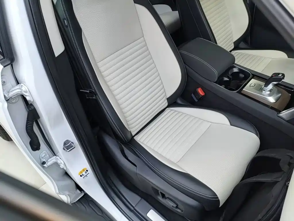 Land Rover Discovery Sport Hybrid — миниатюра 25