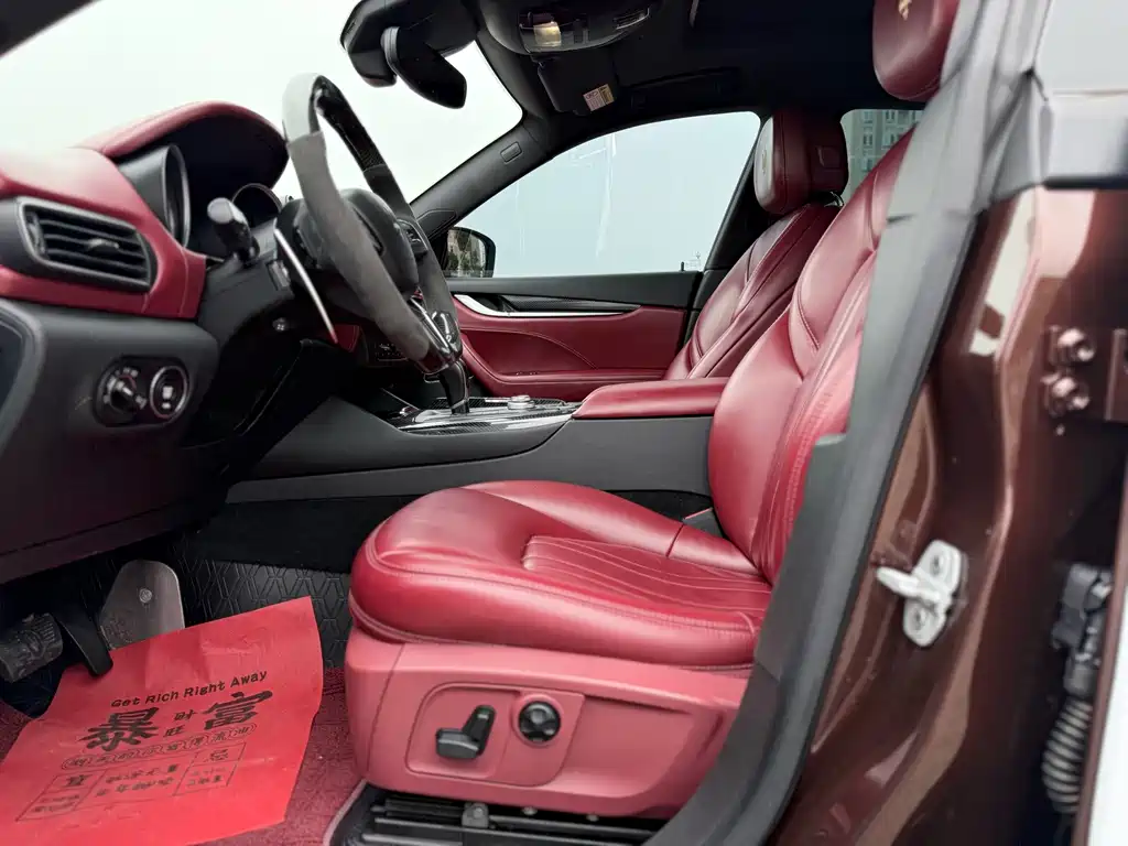 Maserati Levante — миниатюра 6