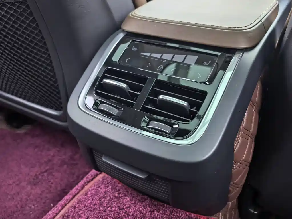 Volvo V90 — миниатюра 11