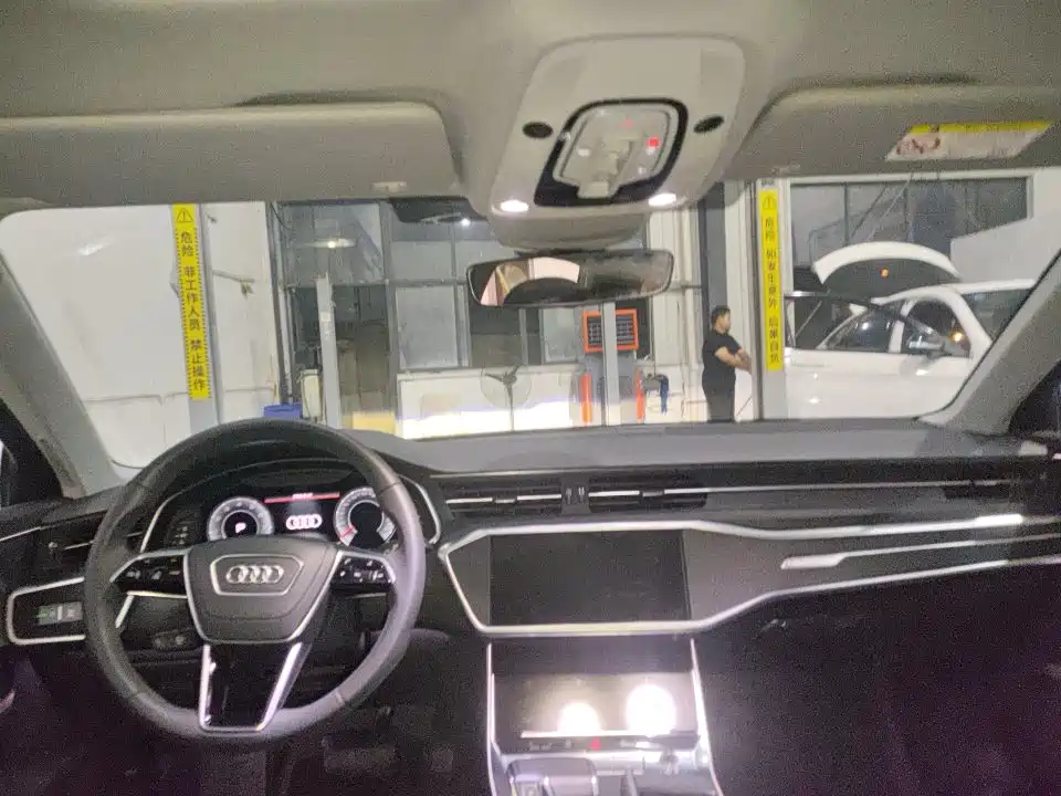 Audi A6L — миниатюра 7