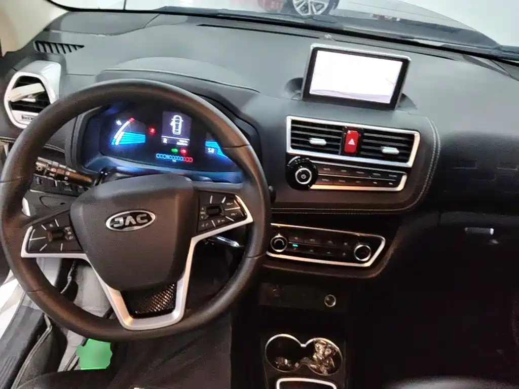 JAC JAC iEV6E — миниатюра 10