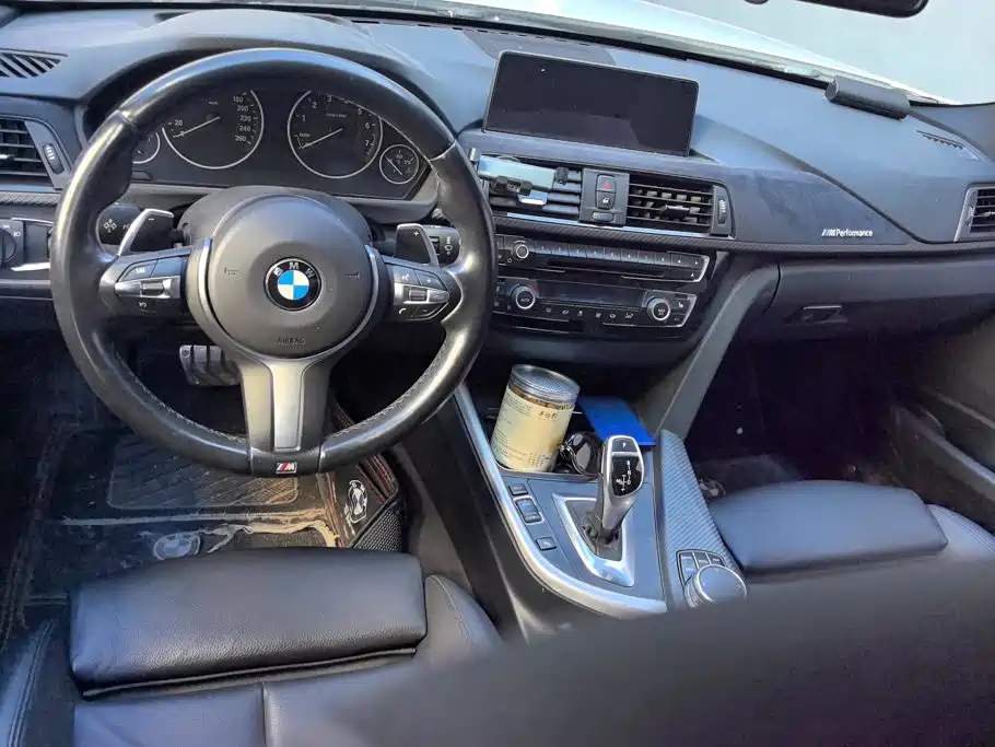 BMW 3 Series — миниатюра 12