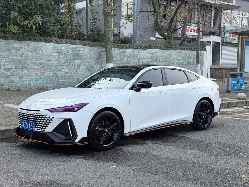 Changan UNI-V 2023