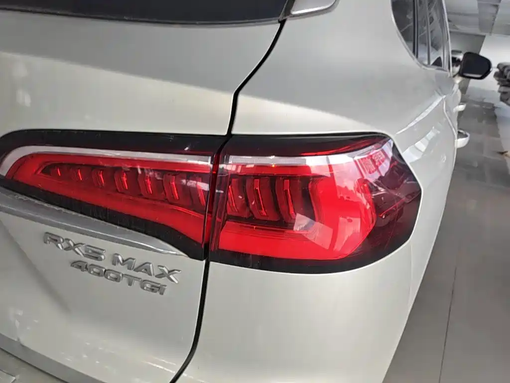 Roewe RX5 MAX — миниатюра 8