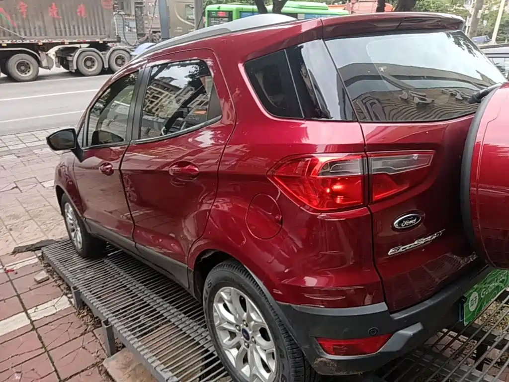 Ford Ecosport — миниатюра 5