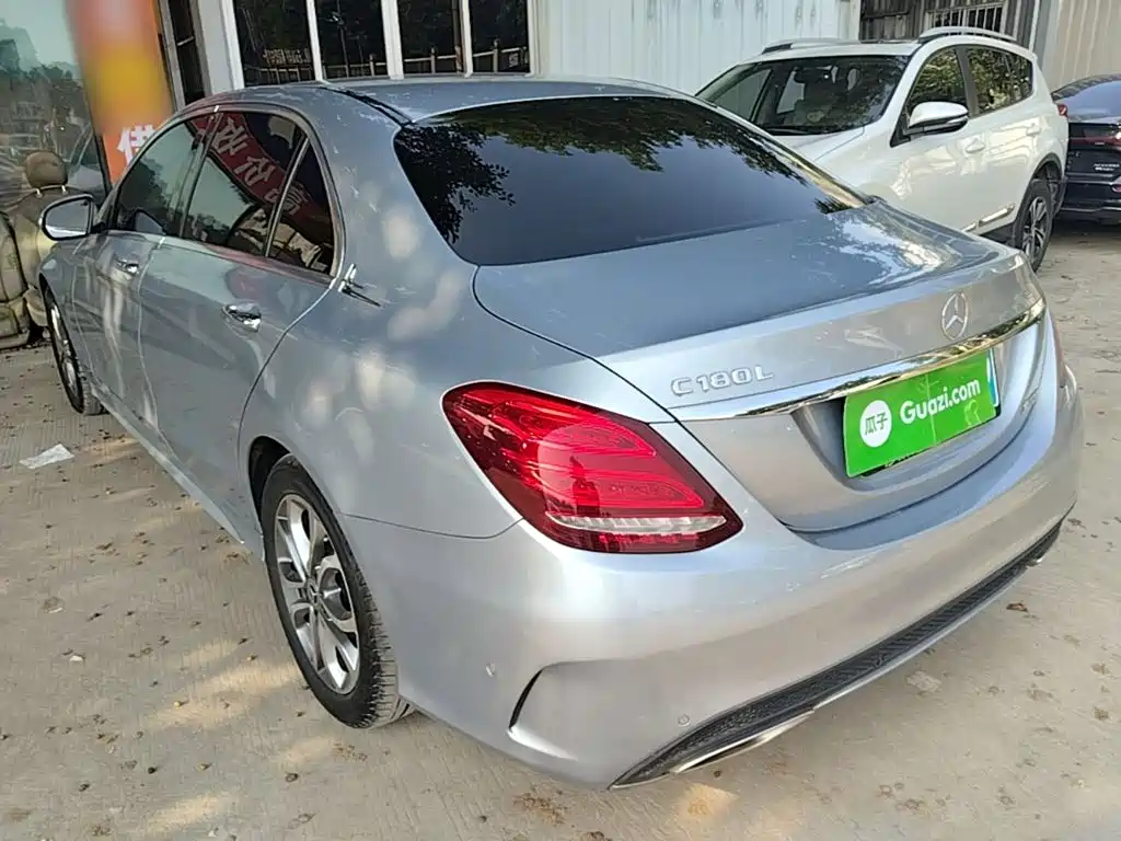 Mercedes-Benz C-Class — миниатюра 5