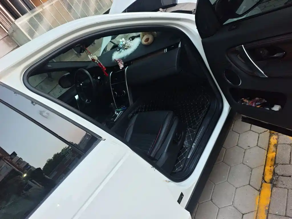 Land Rover Discovery Sport — миниатюра 19