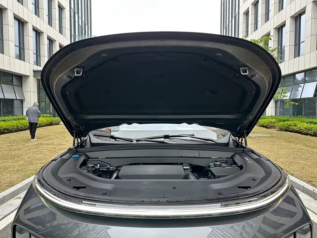 Li Auto Li L8 — миниатюра 25