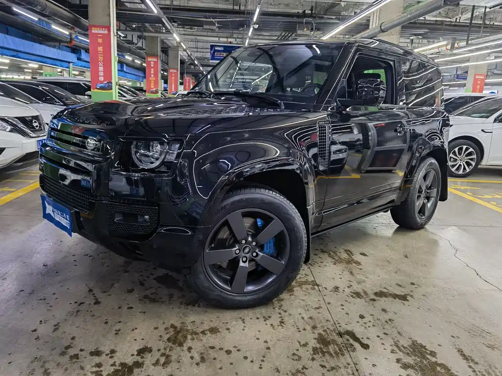 Land Rover Defender 2023