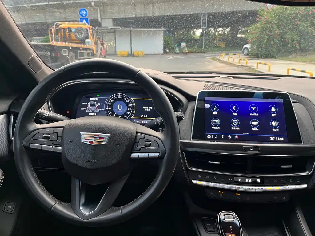 Cadillac CT5 — миниатюра 14