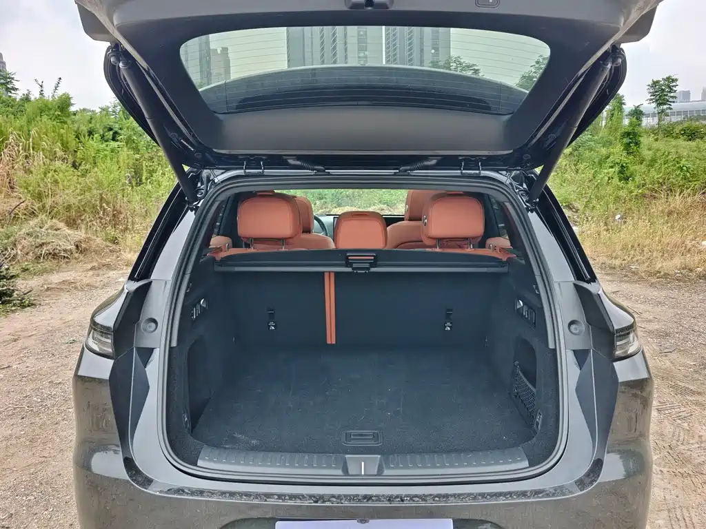 Li Auto Li L6 — миниатюра 10