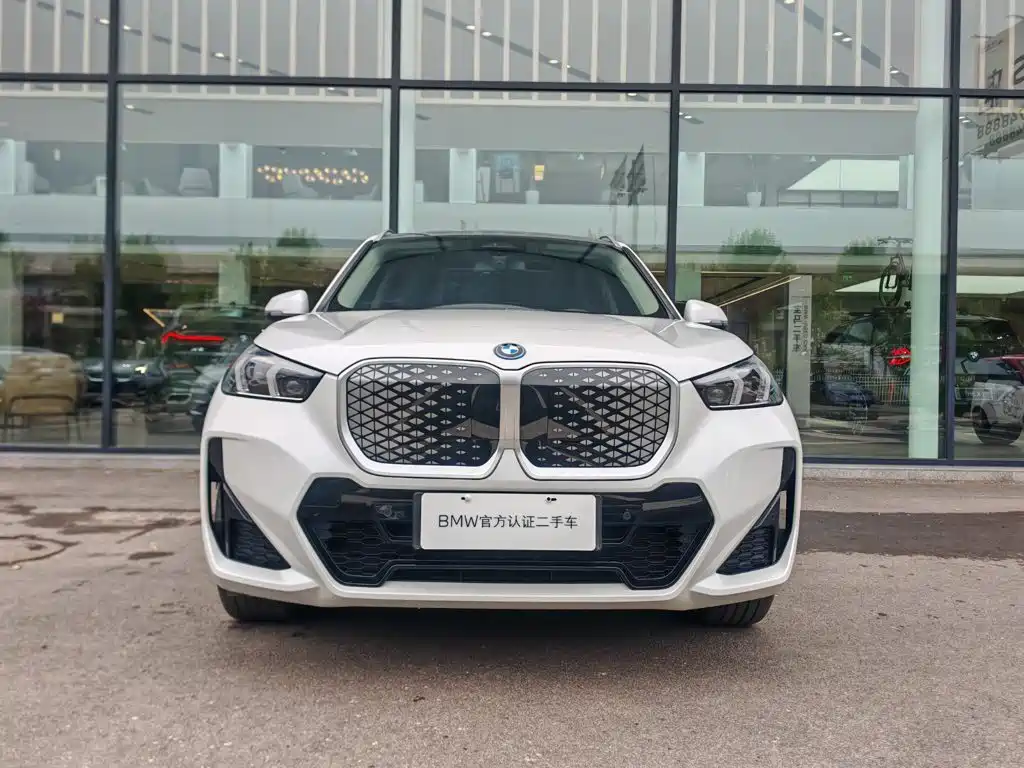 BMW iX1 2023 eDrive25L M Sport