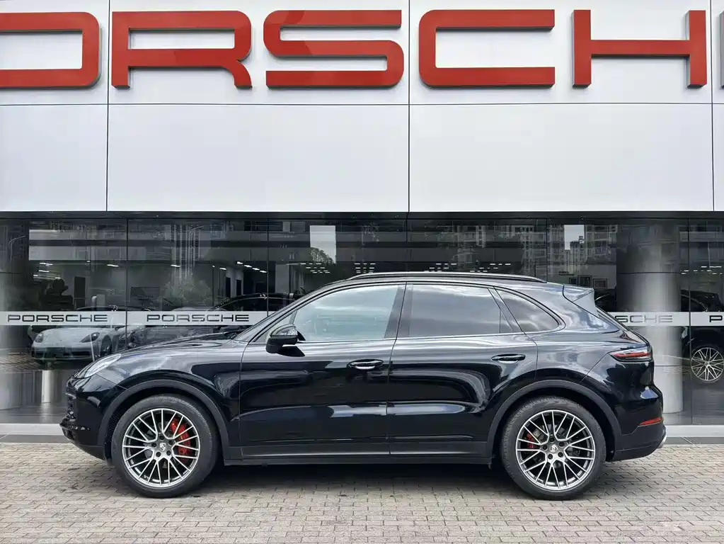 Porsche Cayenne — миниатюра 2