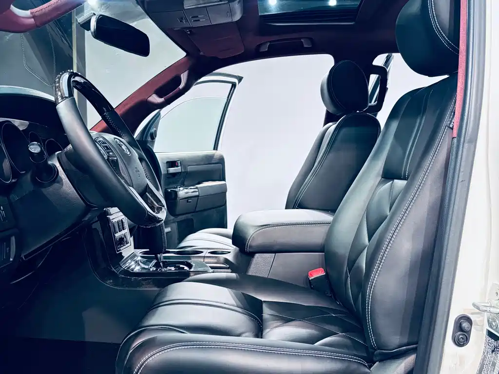 Toyota Sequoia 2016 5.7L