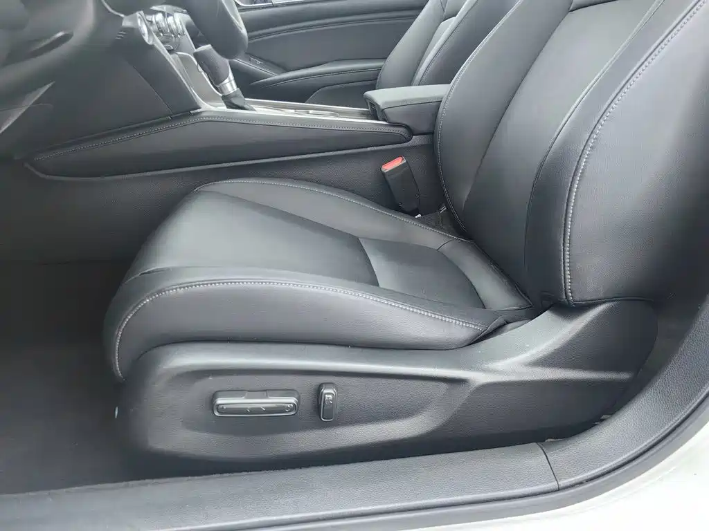 Honda Accord — миниатюра 20