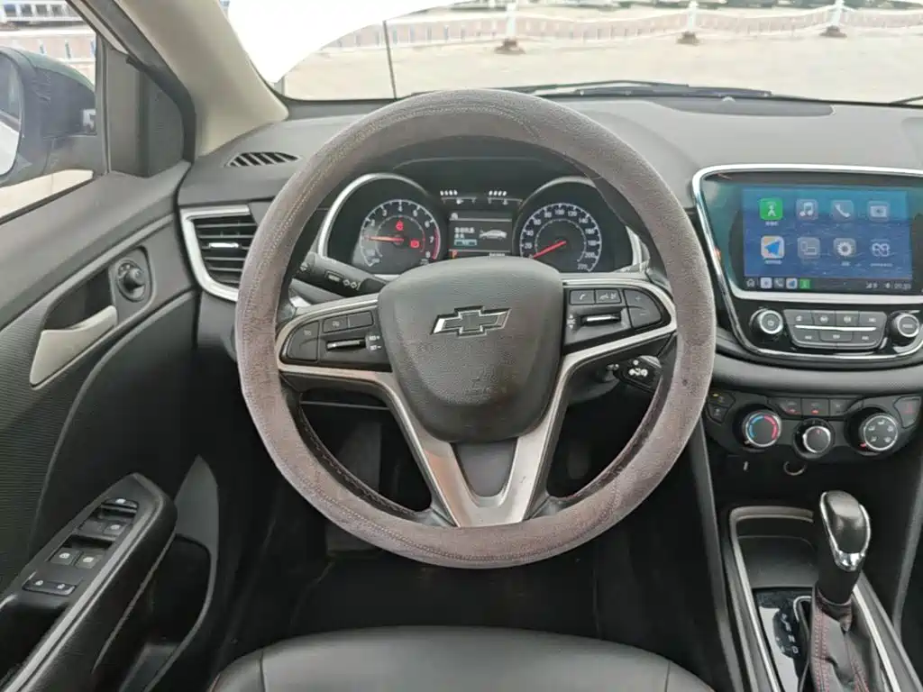 Chevrolet Monza — миниатюра 11