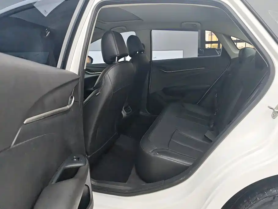 Buick Excelle — миниатюра 11