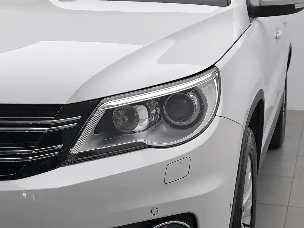 Volkswagen Tiguan — миниатюра 7
