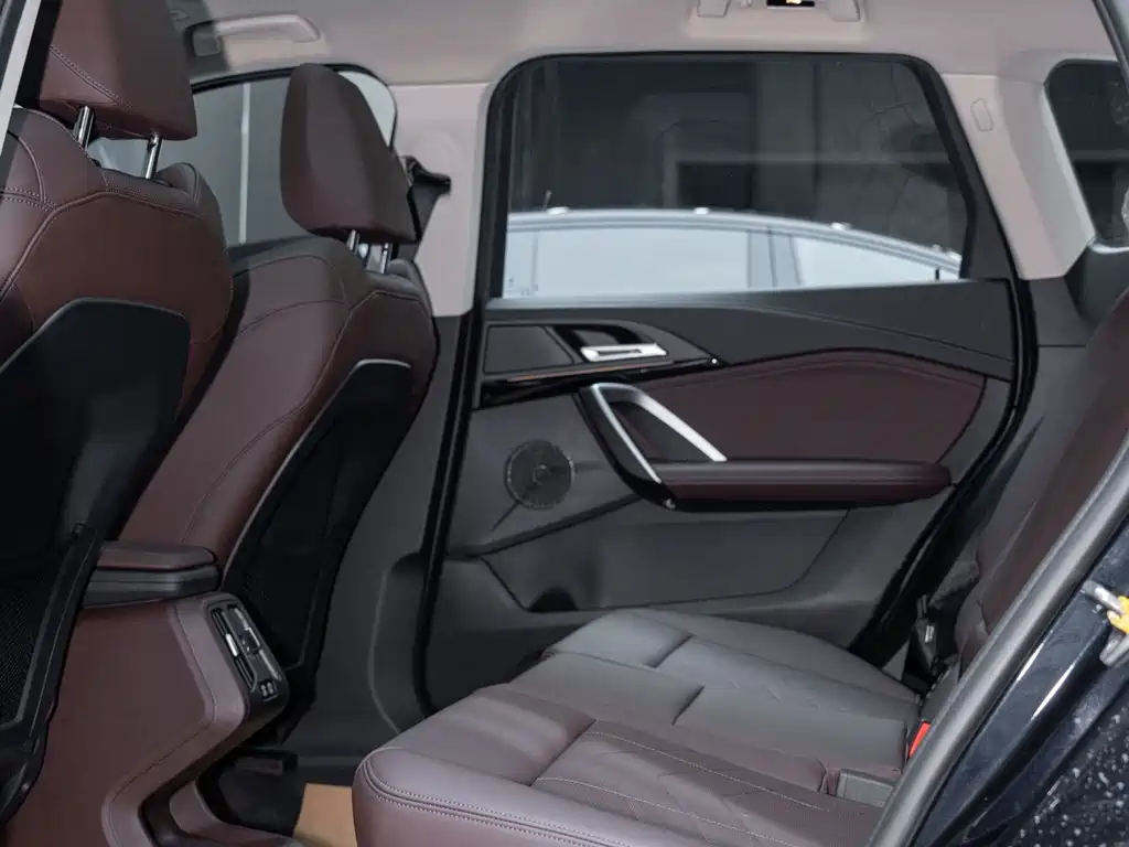 BMW X1 — миниатюра 13
