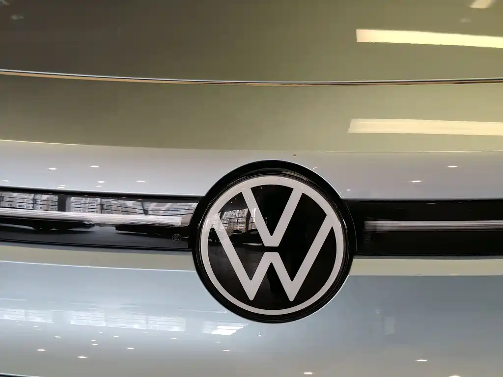 Volkswagen ID.4 X 2025 Smart