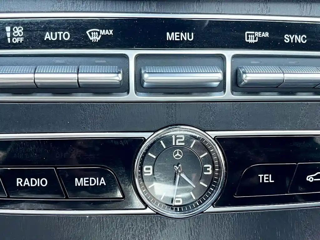 Mercedes-Benz E-Class — миниатюра 26