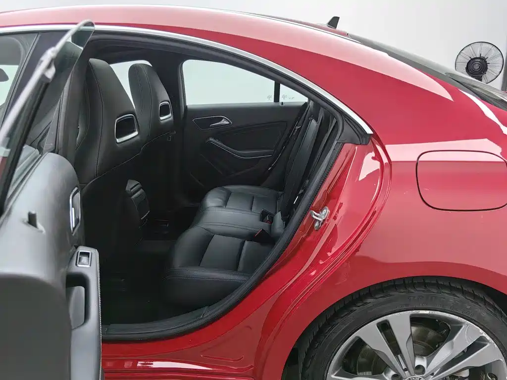 Mercedes-Benz CLA (Import) — миниатюра 15