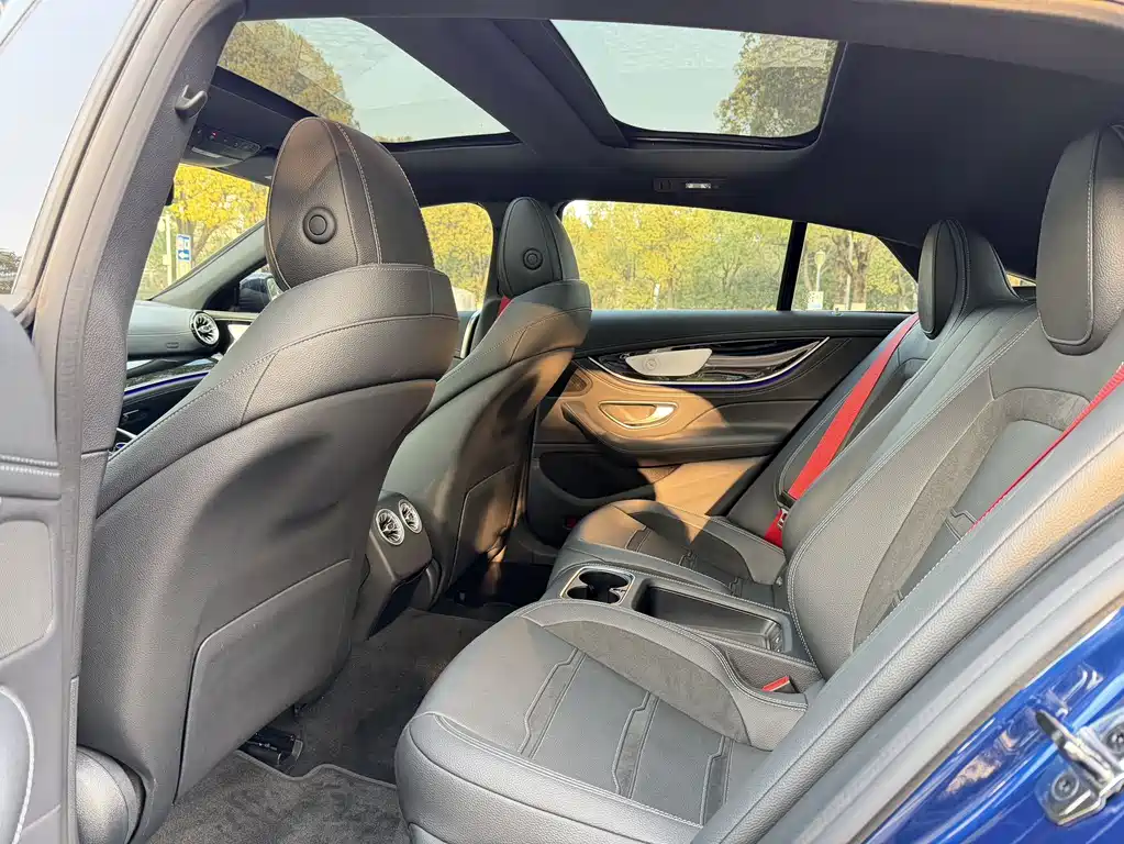 MERCEDES-BENZ AMG GT