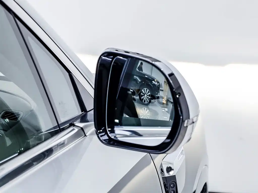 AITO ASK THE WORLD M9