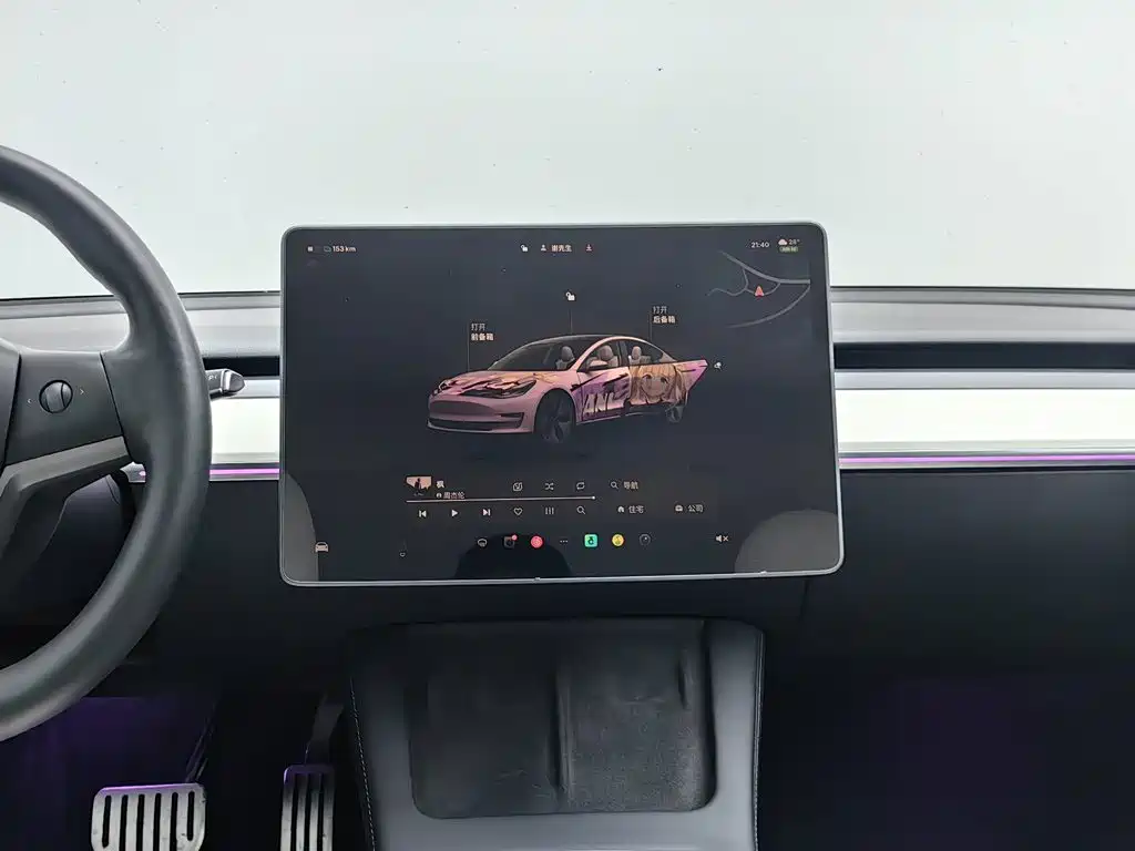 Tesla Model 3 — миниатюра 12